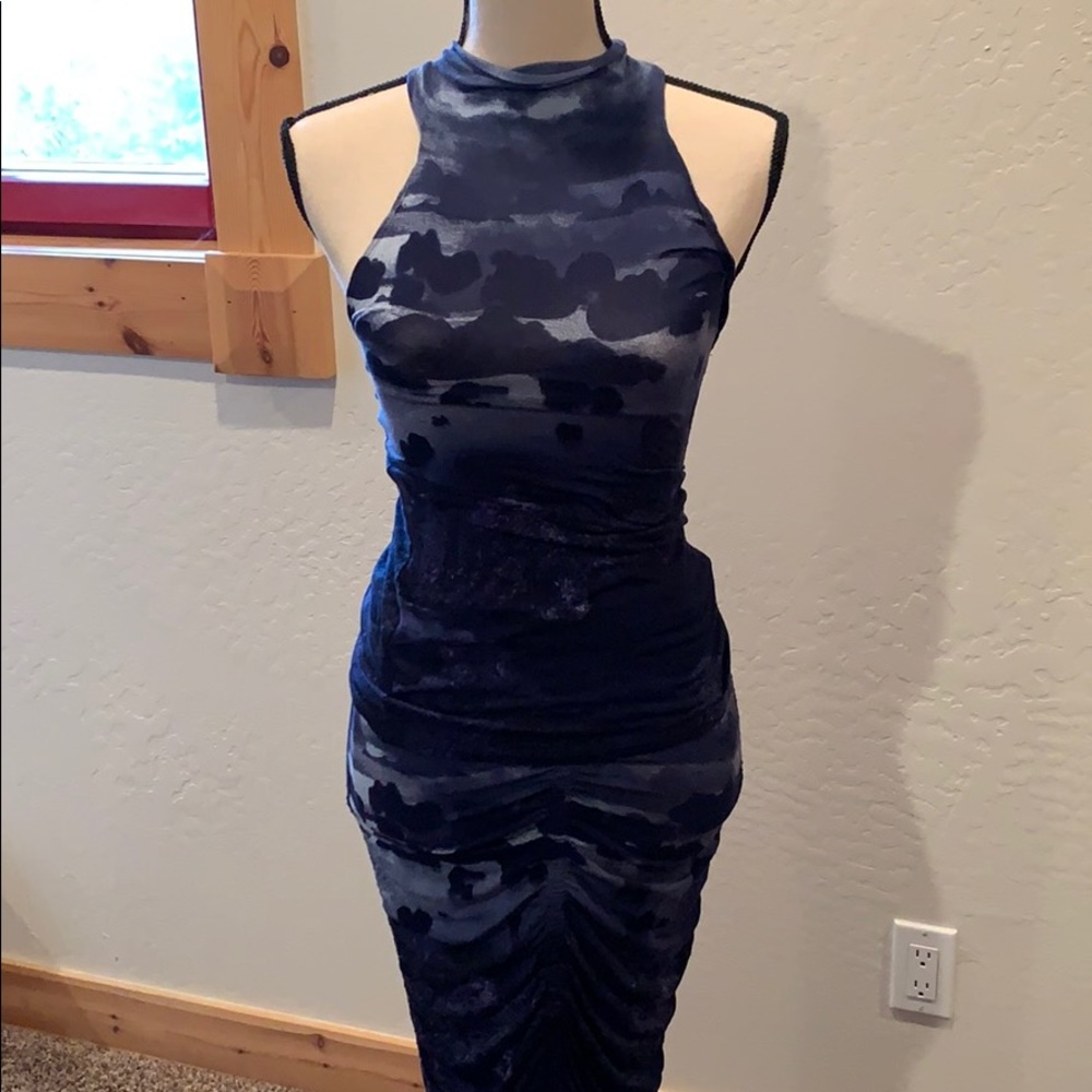 Skirt ruched  and high neck tank